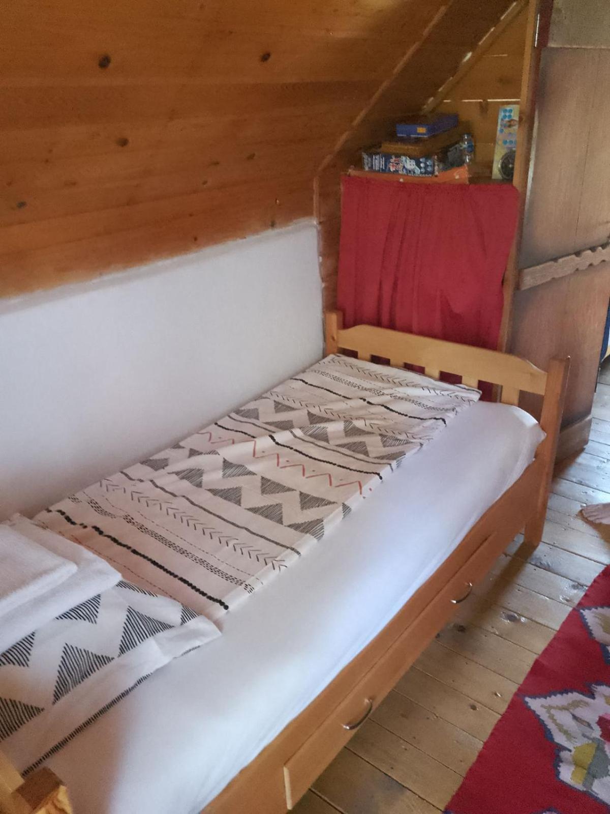 Apartmani Planinska Kuca, Jagodnja Krupanj Exteriér fotografie